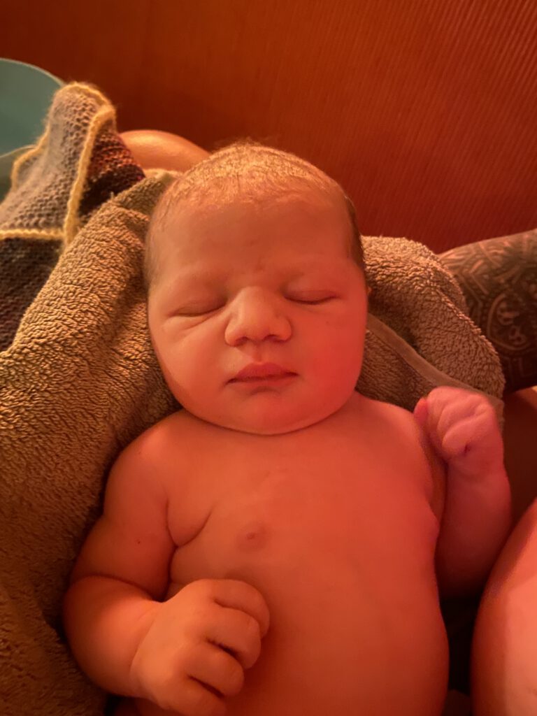 Hebamme Saskia de Koning Neugeborene Johanna Nora